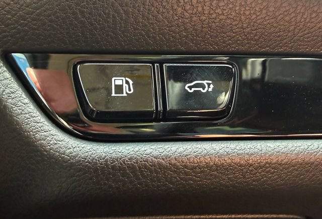 Certified 2025 Lexus NX 450h+ AWD w/ Accessory Package (K3) image 33