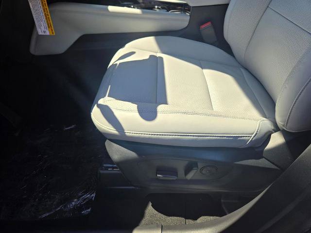 New 2026 Ford Explorer Platinum w/ LUX Leather Package AWD/4WD image 32