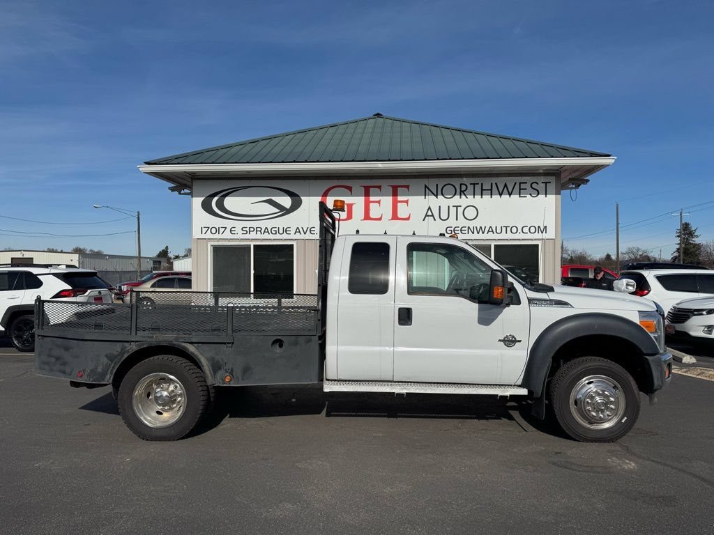 Used 2015 Ford F550 4x4 SuperCab Super Duty image 2