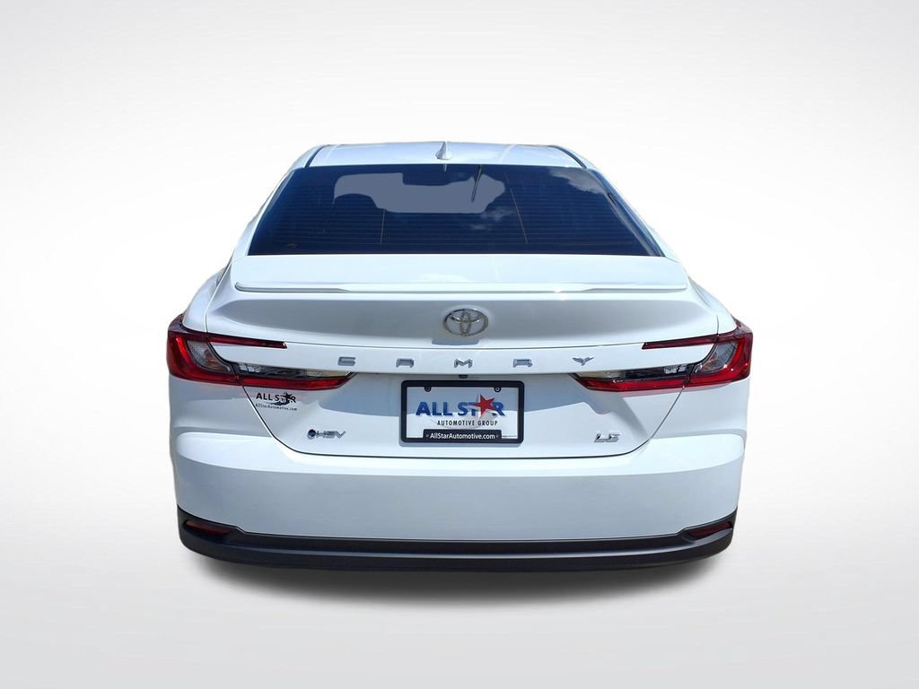 Used 2025 Toyota Camry LE FWD image 6