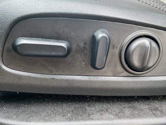 Used 2023 GMC Terrain Denali image 21