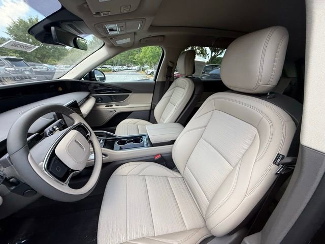 New 2025 Lincoln Nautilus Reserve image 11