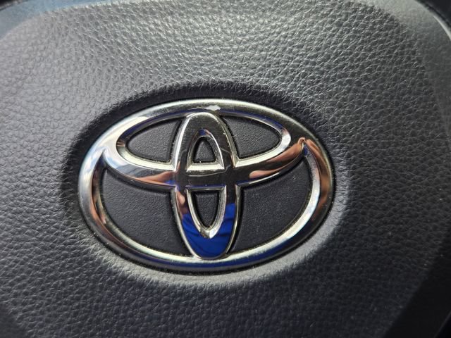 Used 2021 Toyota Corolla SE FWD image 25