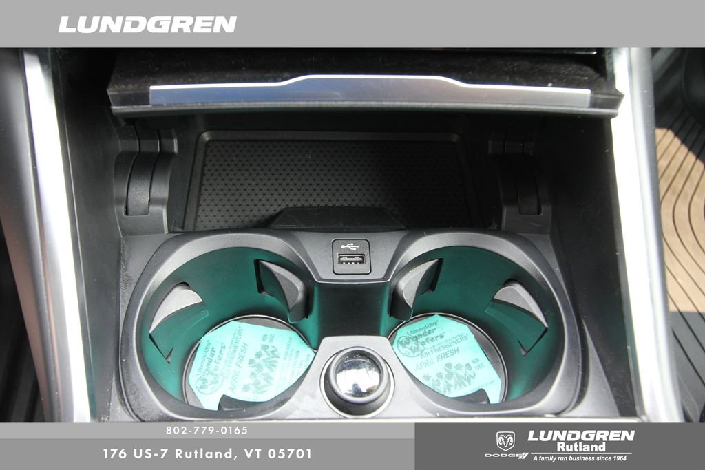 Used 2022 BMW 330i xDrive Sedan w/ Premium Package image 22