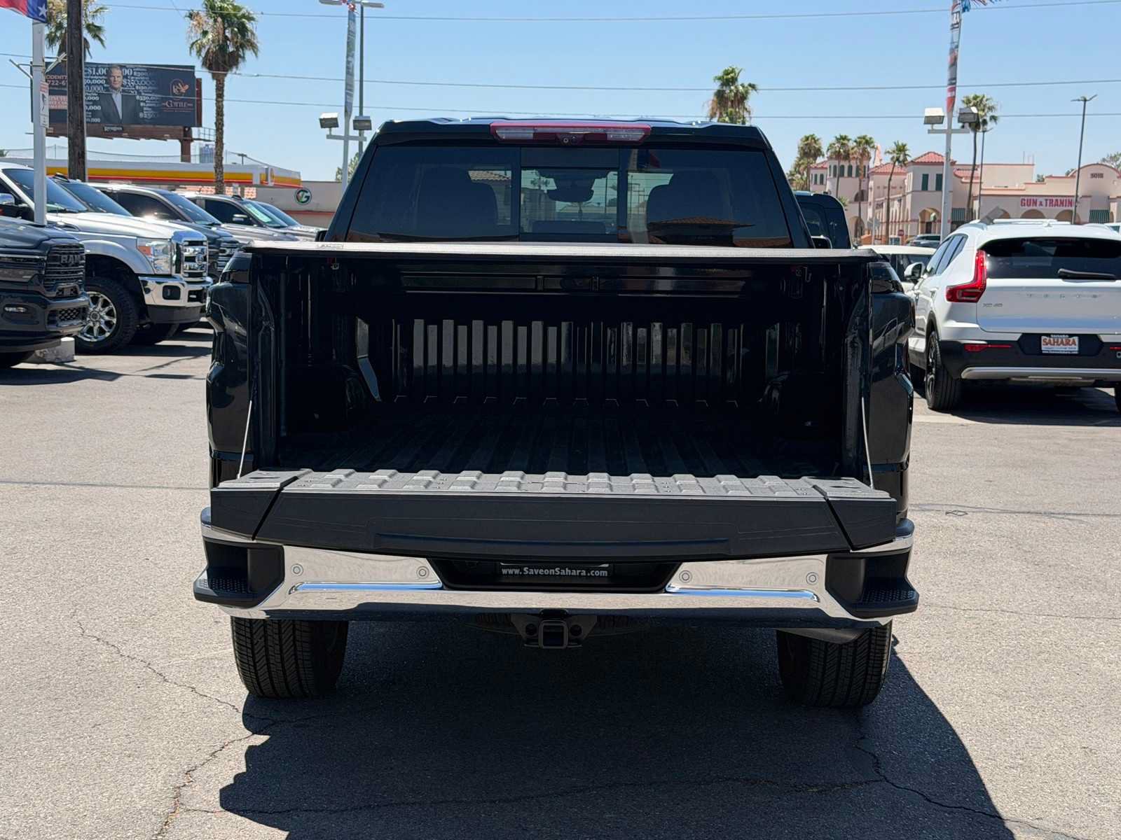 Used 2024 Chevrolet Silverado 1500 LTZ w/ LTZ Premium Package AWD/4WD image 32