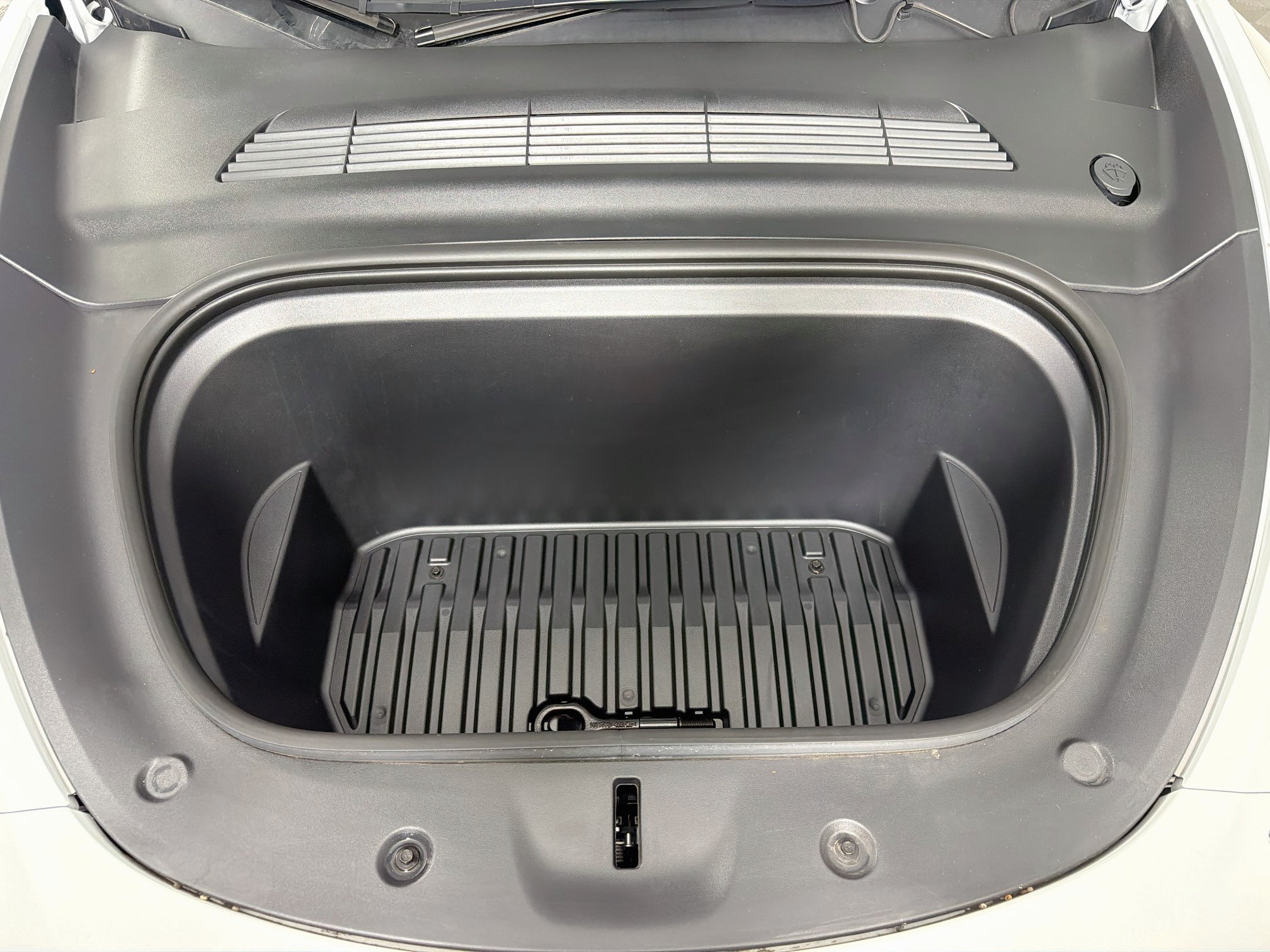 Used 2022 Tesla Model Y Performance AWD/4WD image 34