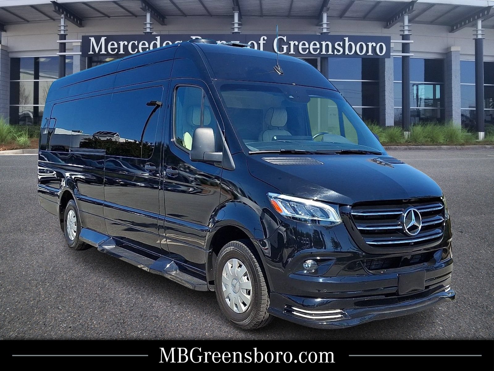 Used 2023 Mercedes-Benz Sprinter 3500 image 1