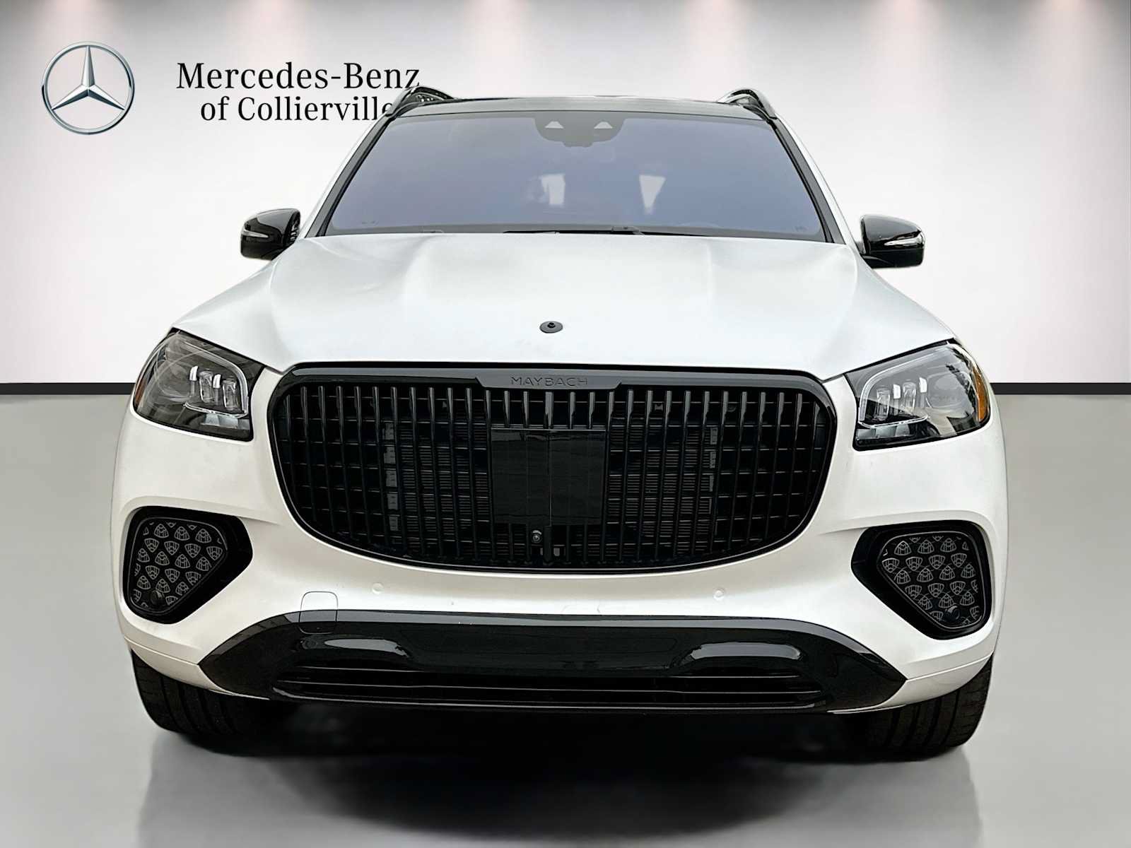 Used 2025 Mercedes-Benz Maybach GLS 600 4MATIC image 2