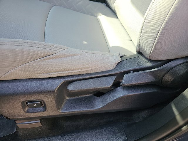 Certified 2025 Toyota Tacoma SR5 AWD/4WD image 14