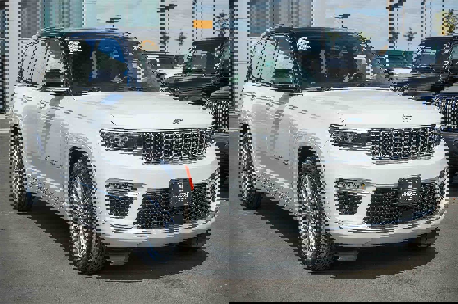 Used 2022 Jeep Grand Cherokee Summit w/ Advanced Protech Group IV image 3