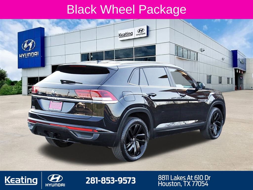 Used 2022 Volkswagen Atlas Cross Sport SE image 5