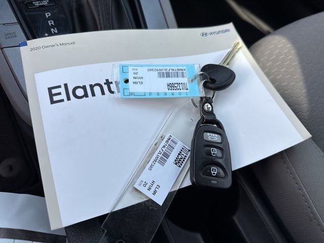Used 2020 Hyundai Elantra SE image 36