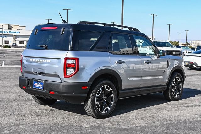 Used 2023 Ford Bronco Sport Outer Banks w/ Tech Package image 8