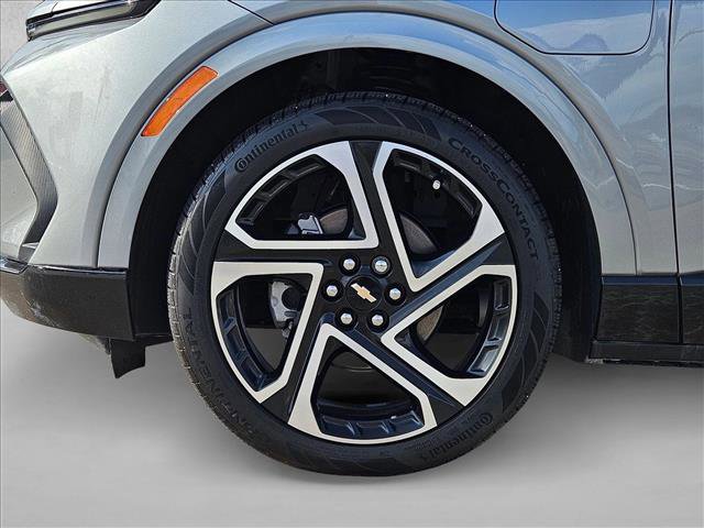 New 2025 Chevrolet Equinox EV LT w/ Convenience Package II image 10