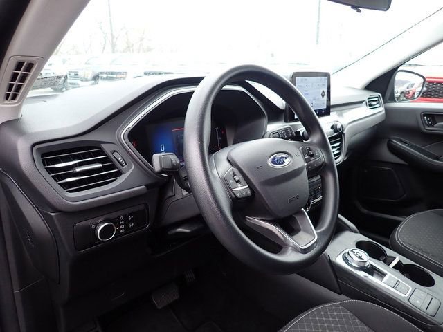 Certified 2025 Ford Escape Active image 14