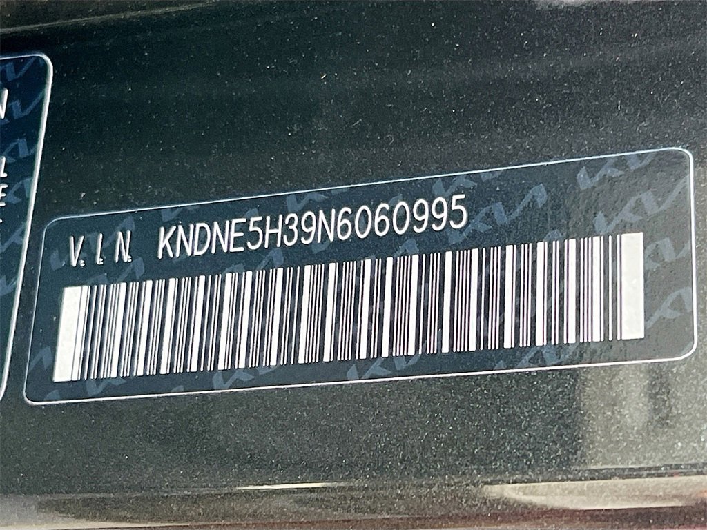 Used 2022 Kia Carnival SX Prestige image 36