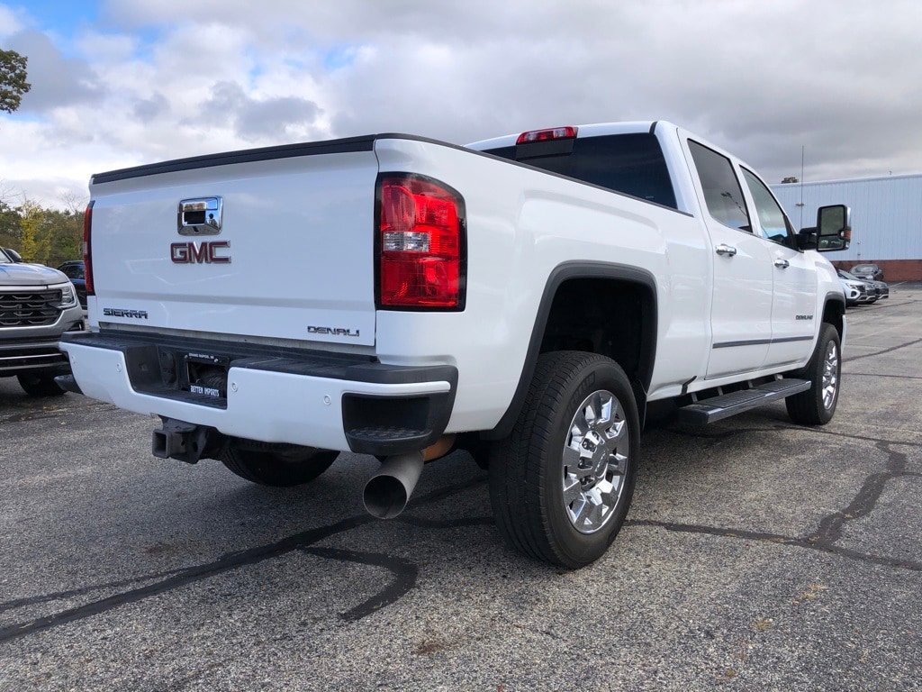 Used 2016 GMC Sierra 2500 Denali w/ Duramax Plus Package image 6