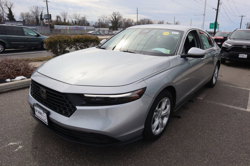 Used 2024 Honda Accord LX image 9
