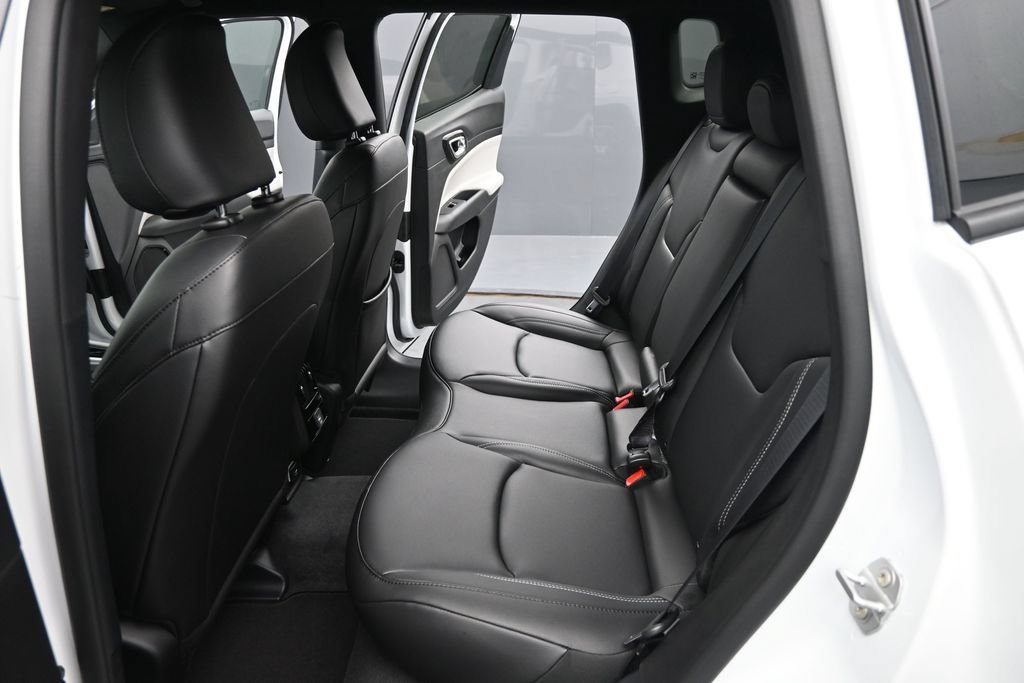 New 2026 Jeep Compass Limited AWD/4WD image 15