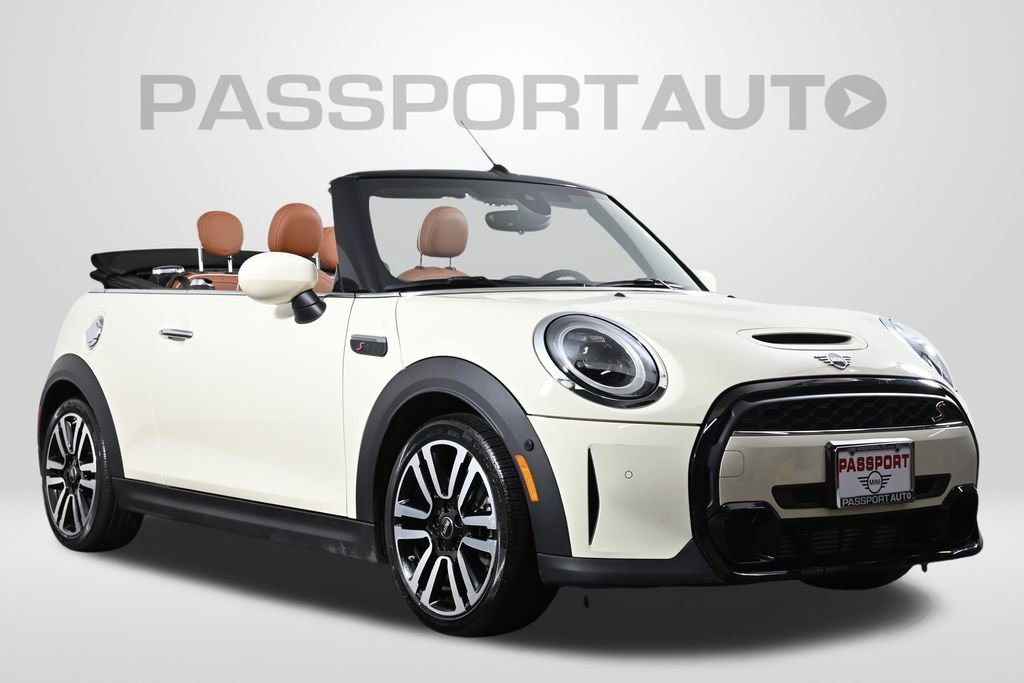 Certified 2023 MINI Cooper S image 3