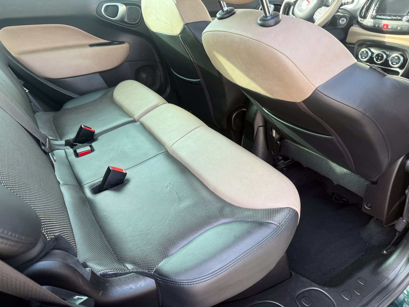 Used 2015 FIAT 500L Trekking FWD image 29