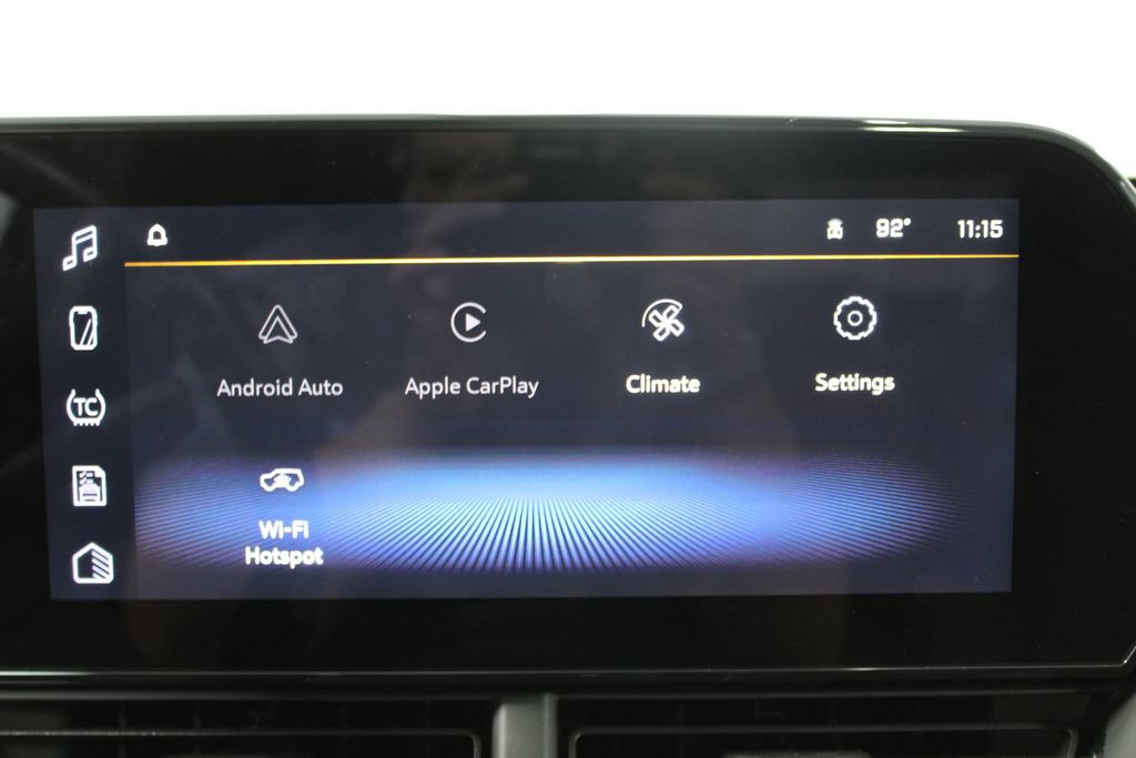 Used 2024 Chevrolet Trax ACTIV w/ Sunroof Package FWD image 46