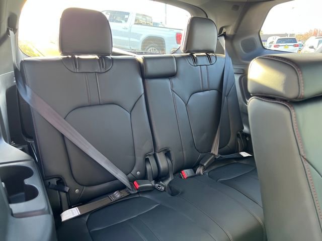 New 2025 Honda Pilot Black Edition image 12