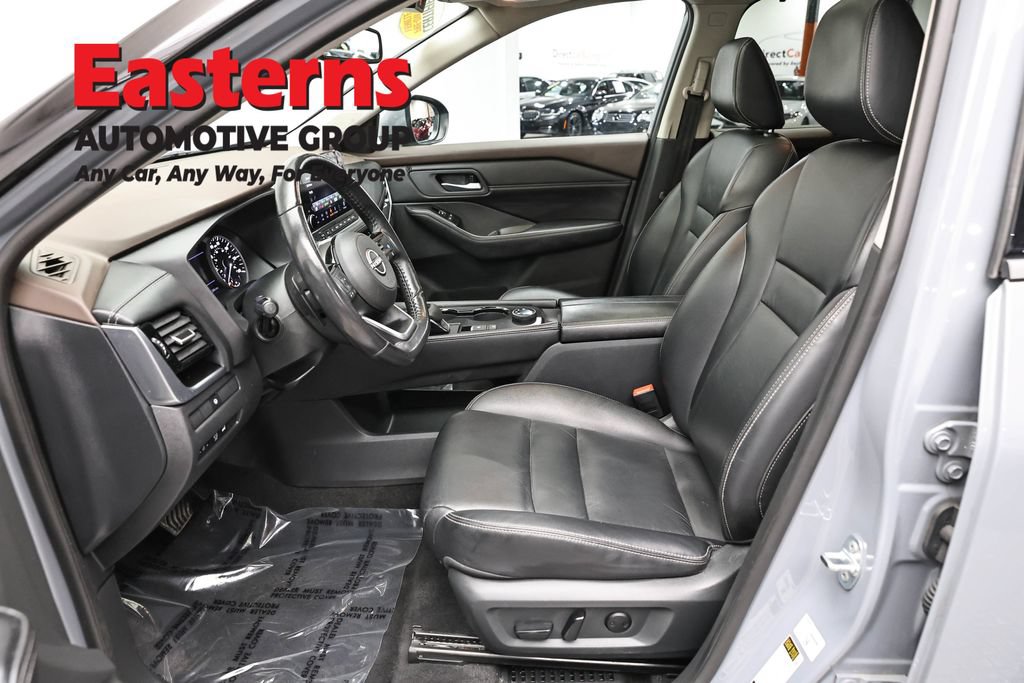 Used 2023 Nissan Rogue SL w/ SL Premium Package AWD/4WD image 14