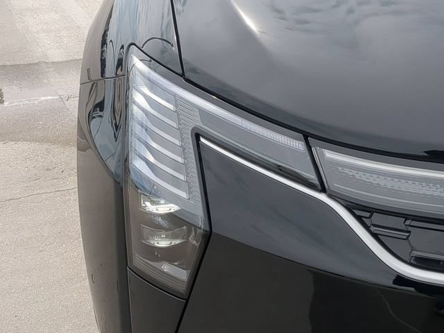 New 2027 Chrysler Pacifica Pinnacle w/ Theater Group AWD/4WD image 10