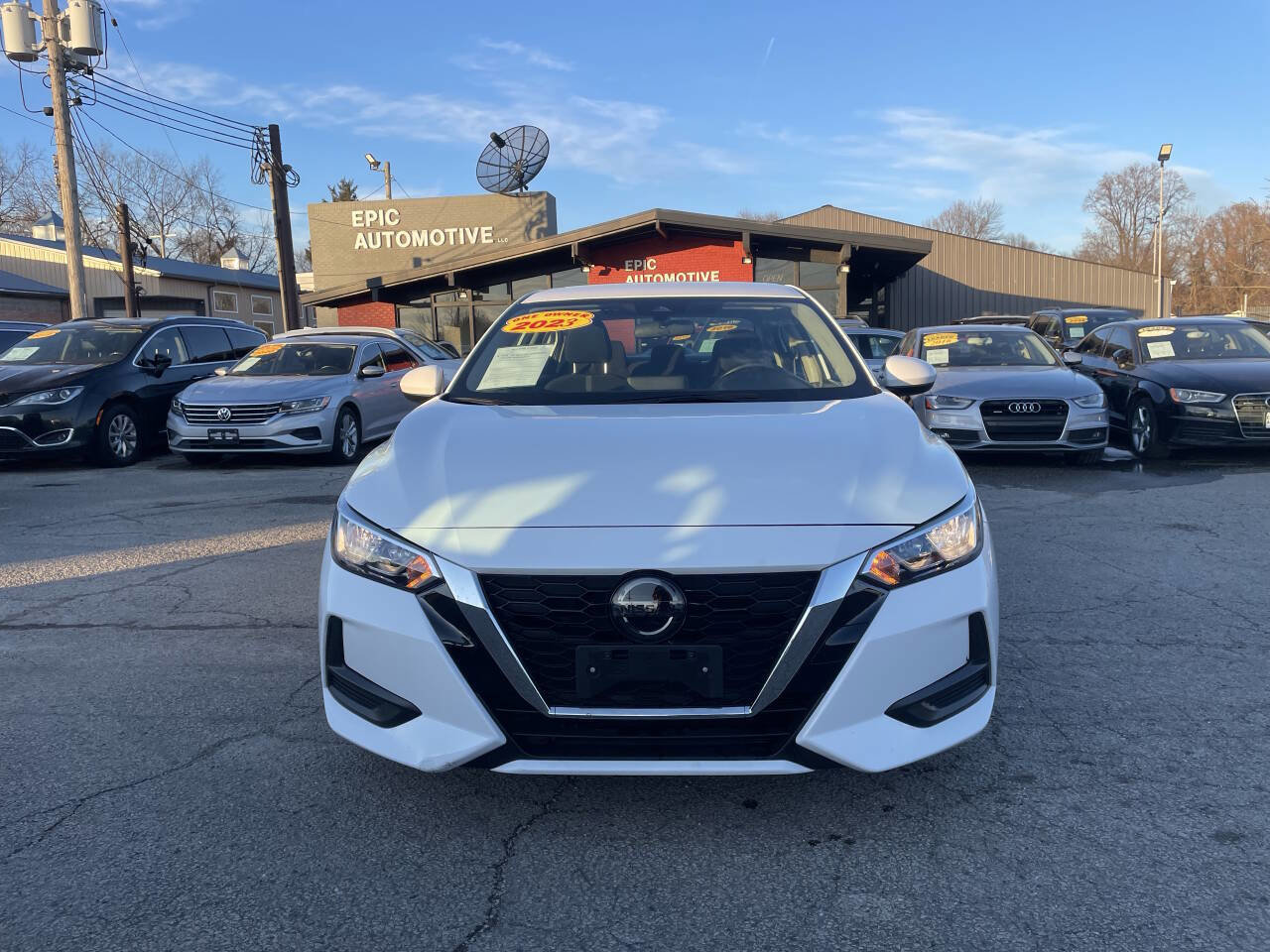 Used 2023 Nissan Sentra SV FWD image 3