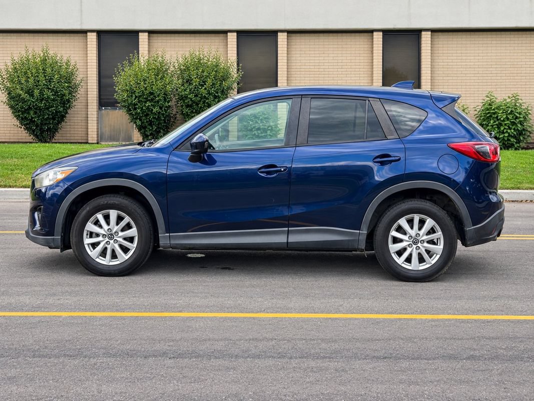 Used 2013 MAZDA CX-5 Touring w/ Touring Tech Pkg FWD image 2