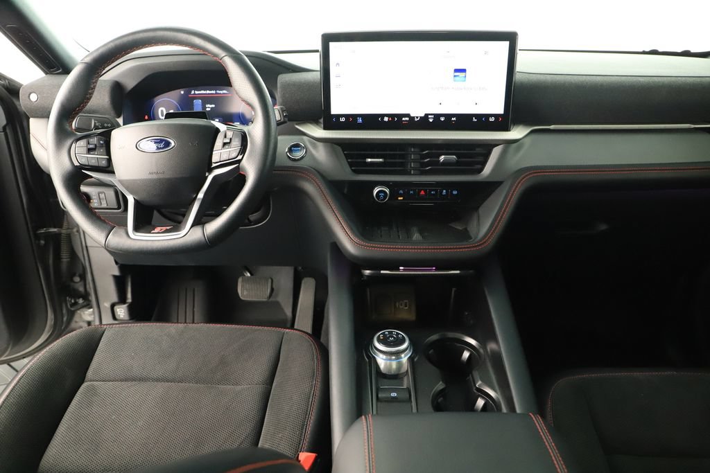 Used 2025 Ford Explorer ST AWD/4WD image 18