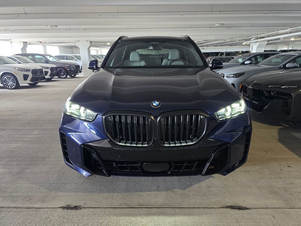 New 2026 BMW X5 sDrive40i w/ M Sport Package RWD image 2