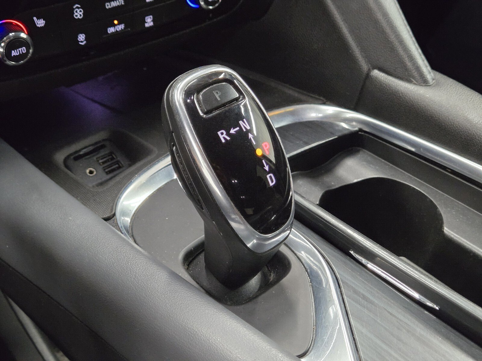 Used 2021 Buick Enclave Preferred w/ LPO, Cargo Package image 20