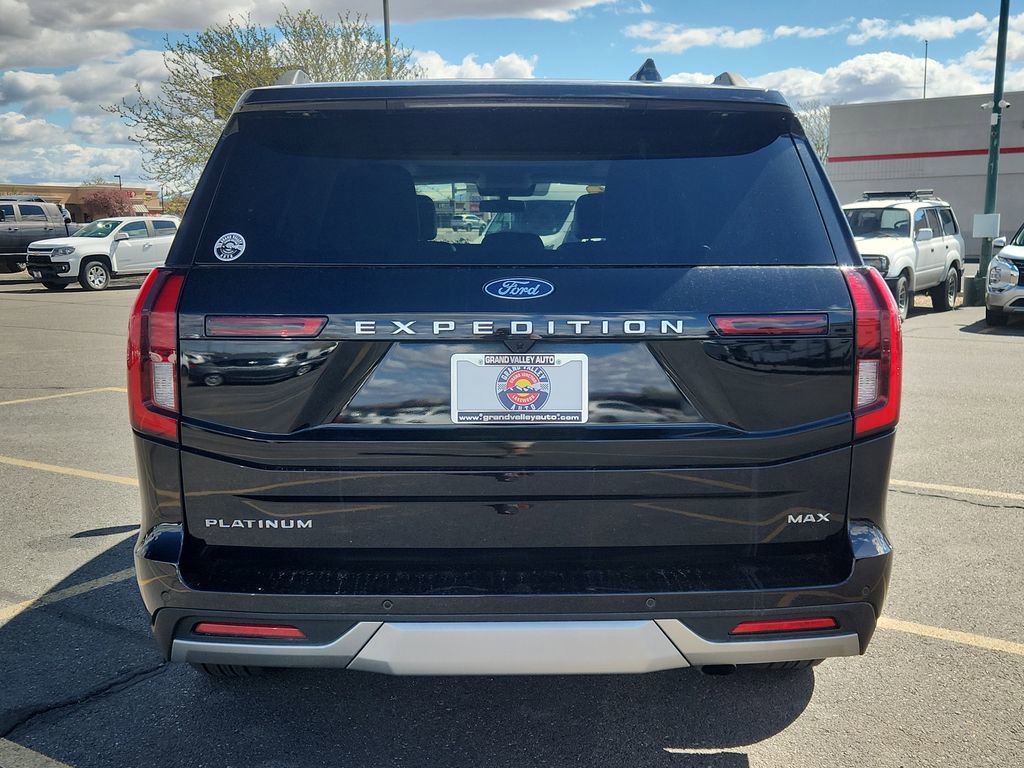 Used 2025 Ford Expedition Max Platinum AWD/4WD image 4