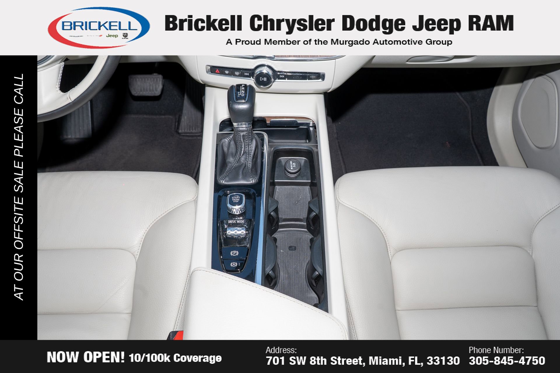 Used 2021 Volvo XC60 T5 Momentum w/ Premium Package image 25