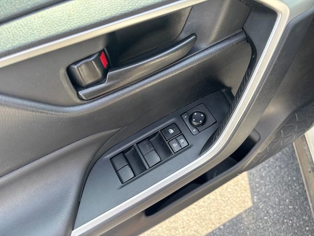 Used 2020 Toyota RAV4 LE w/ All Weather Liner Package image 17