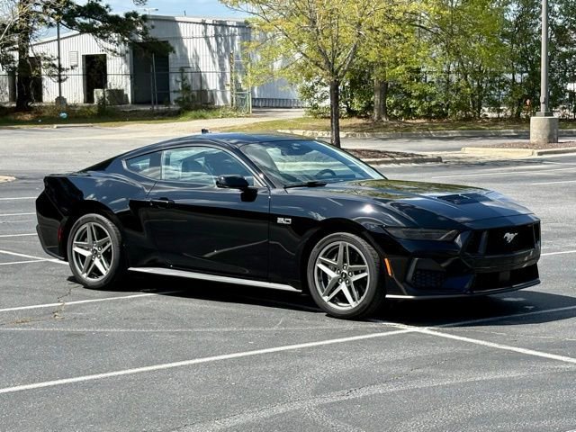 Used 2025 Ford Mustang GT Premium image 10