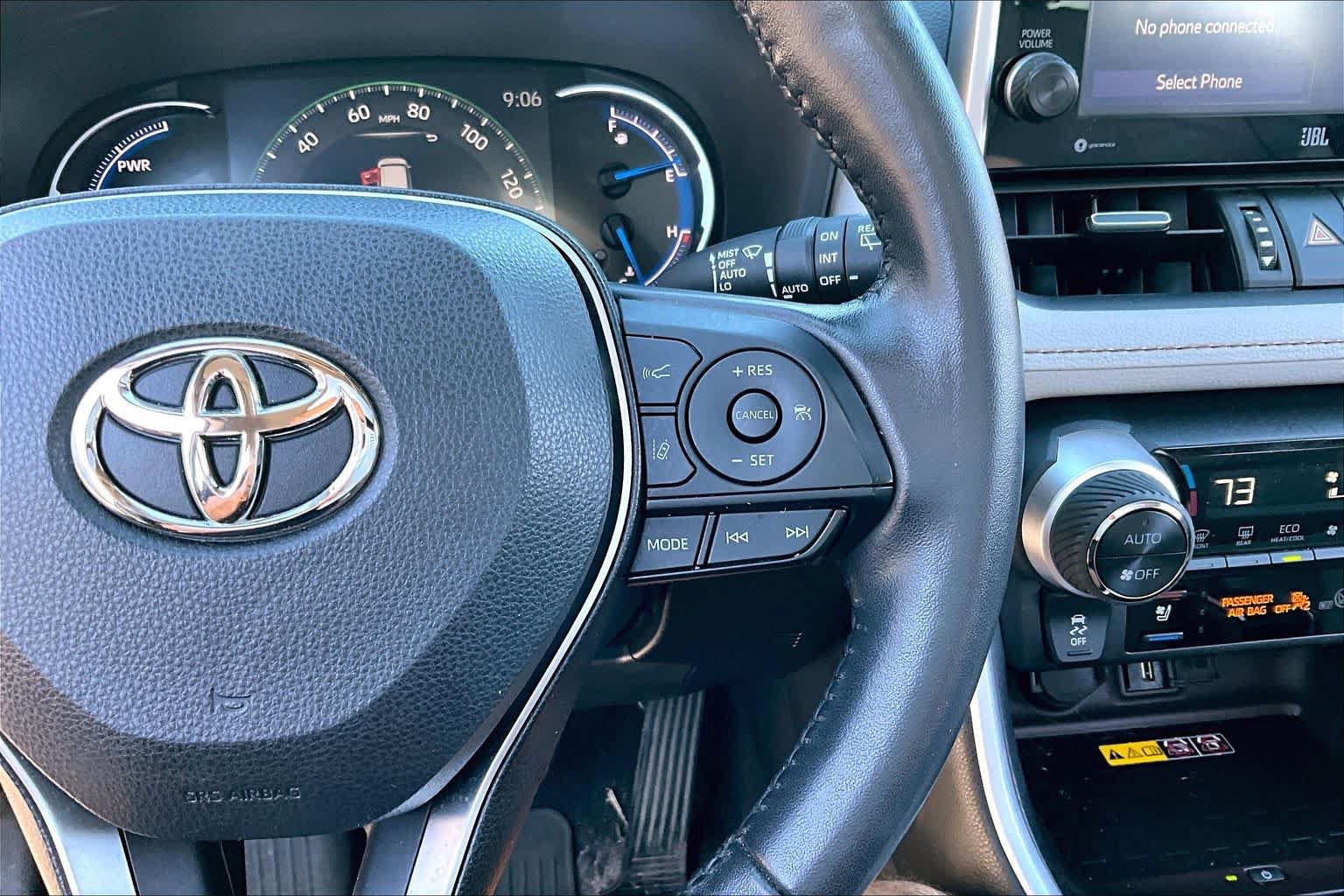 Used 2022 Toyota RAV4 Limited AWD/4WD image 25