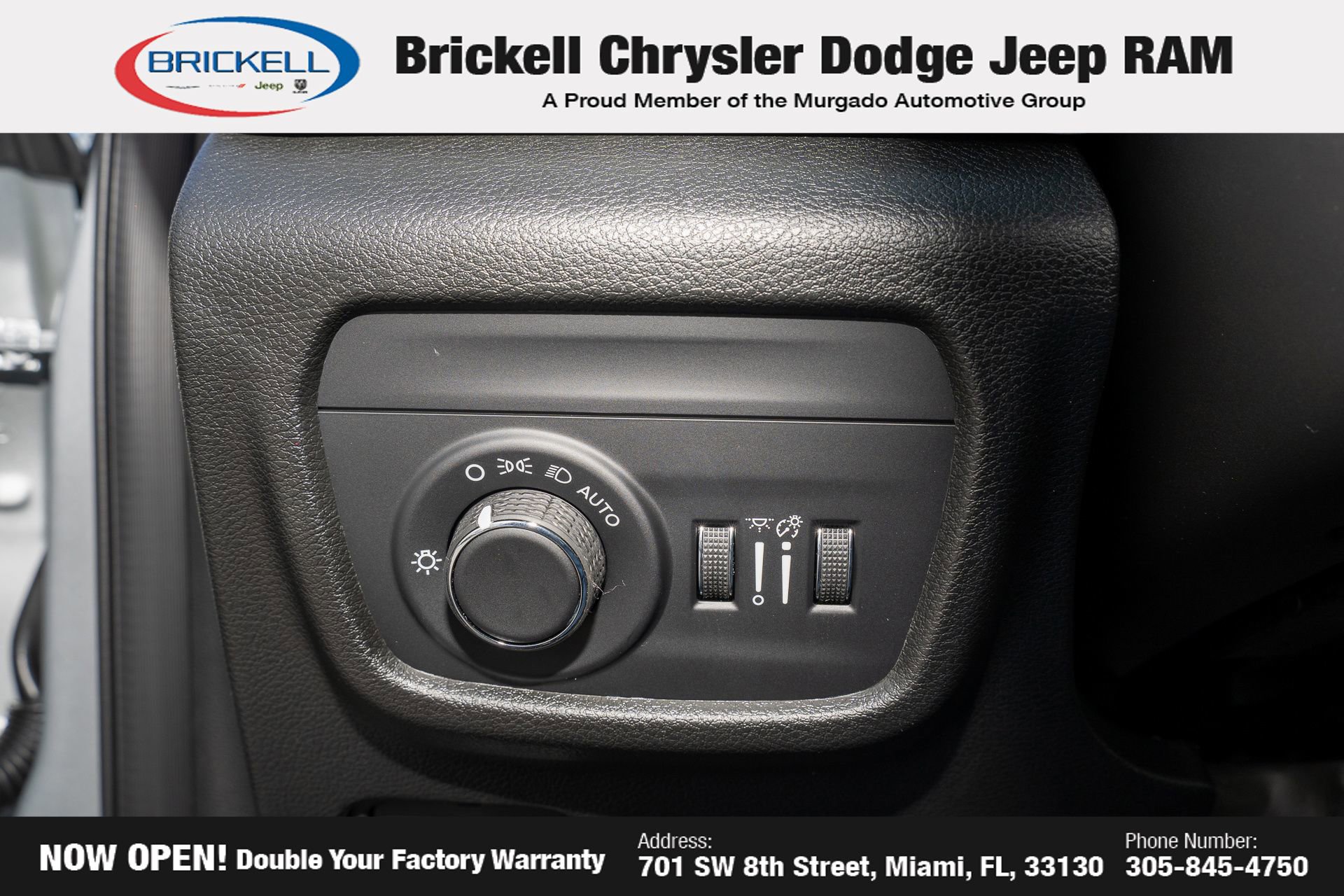 New 2025 Jeep Grand Cherokee L Laredo image 31