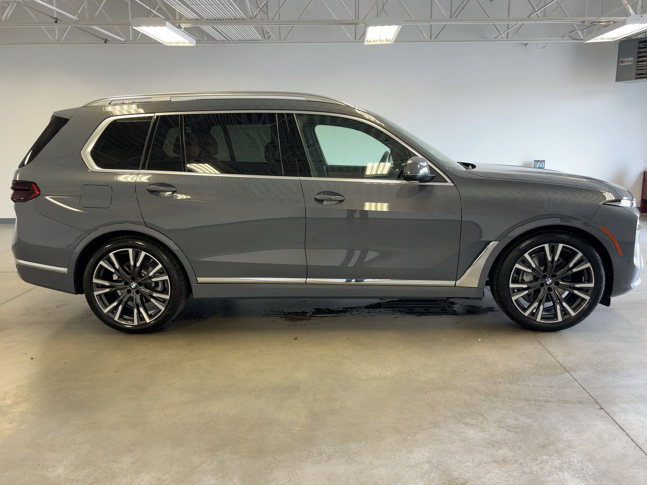New 2026 BMW X7 xDrive40i image 7