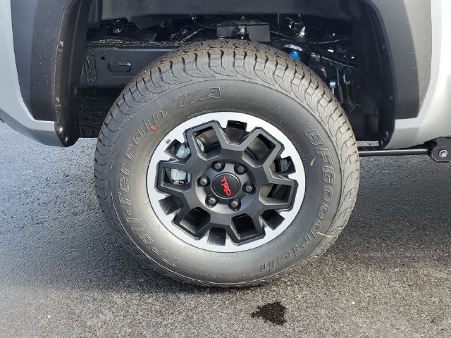 New 2026 Toyota Tacoma TRD Off-Road AWD/4WD image 5