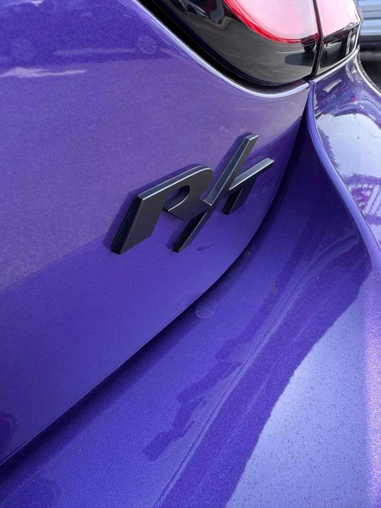 Used 2023 Dodge Charger R/T w/ Plus Group RWD image 9