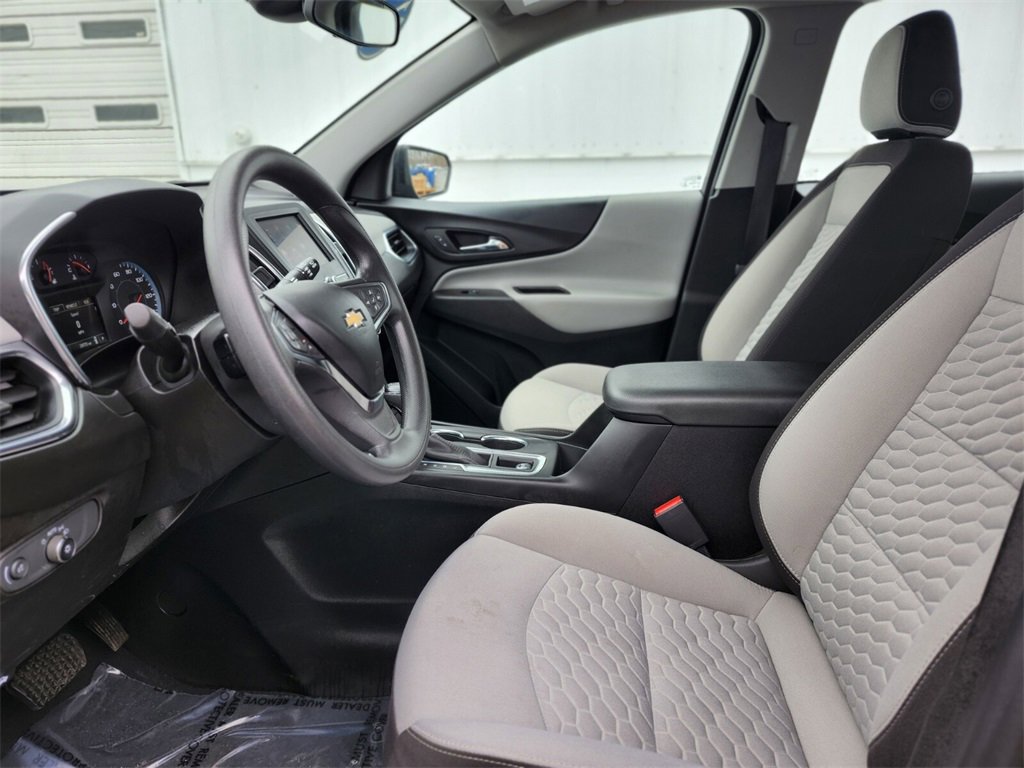 Used 2021 Chevrolet Equinox LS w/ LPO, Floor Liner Package image 16