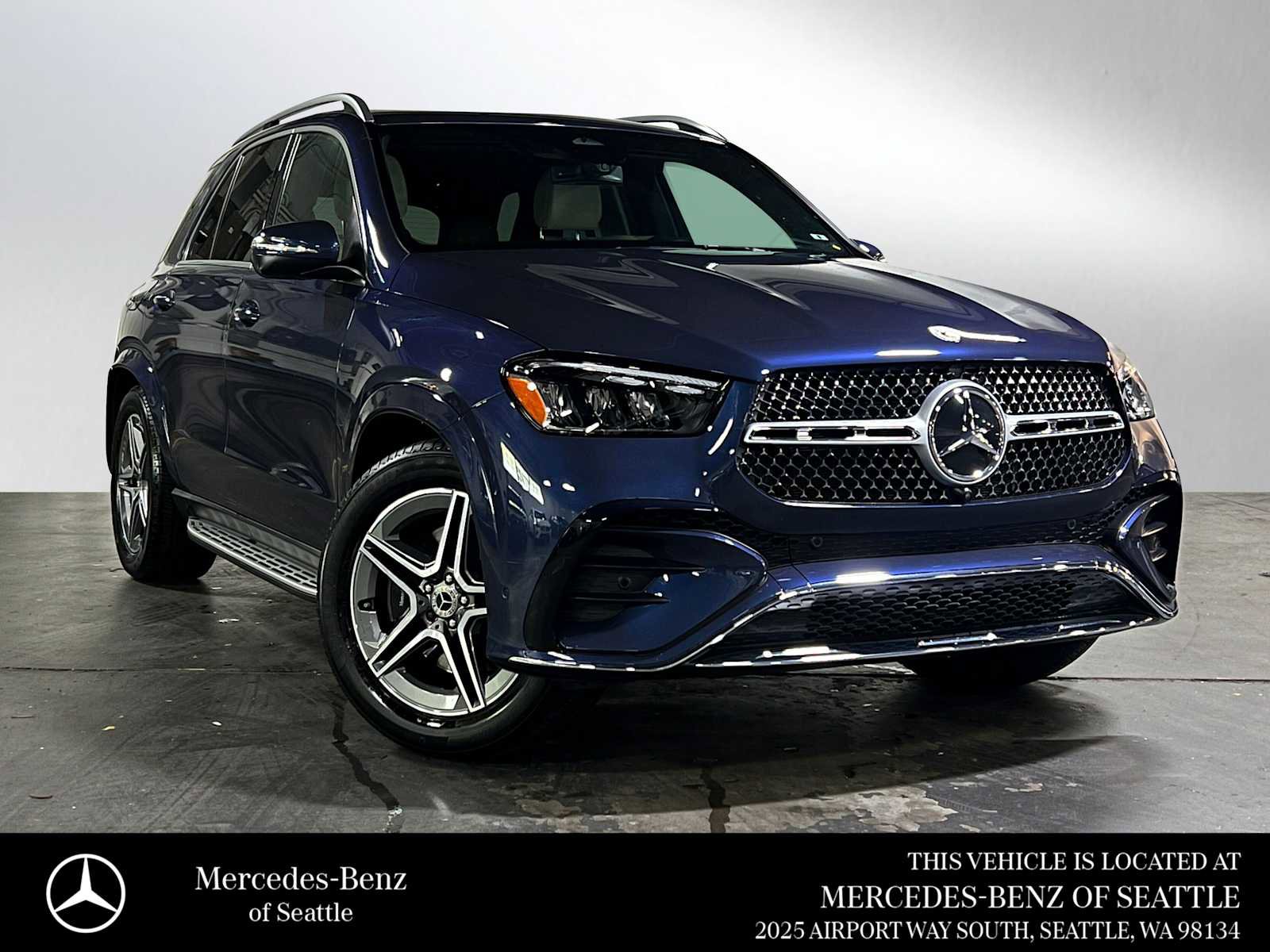 Used 2025 Mercedes-Benz GLE 450 4MATIC image 1