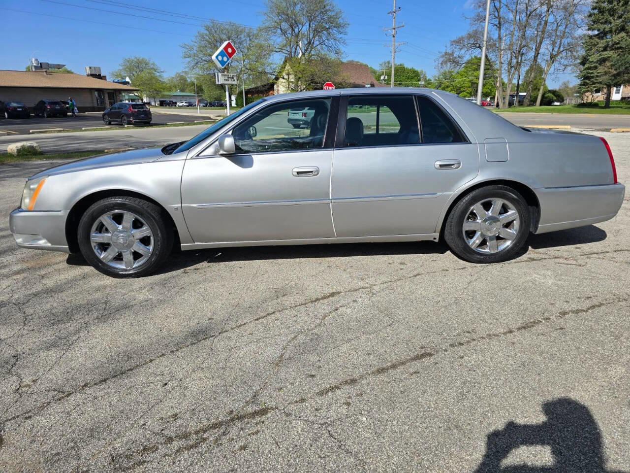 Used 2007 Cadillac DTS Luxury I w/ Sun And Sound Package FWD image 4