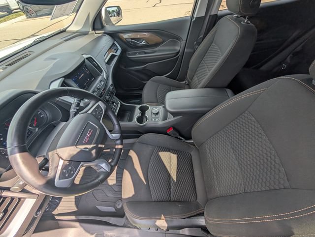 Used 2020 GMC Terrain SLE w/ Driver Convenience Package AWD/4WD image 14