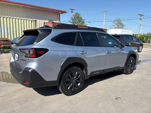 Used 2024 Subaru Outback Onyx Edition AWD/4WD image 7