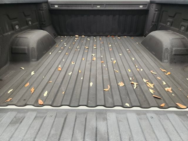 Used 2020 Chevrolet Silverado 1500 LT w/ Texas Edition image 31