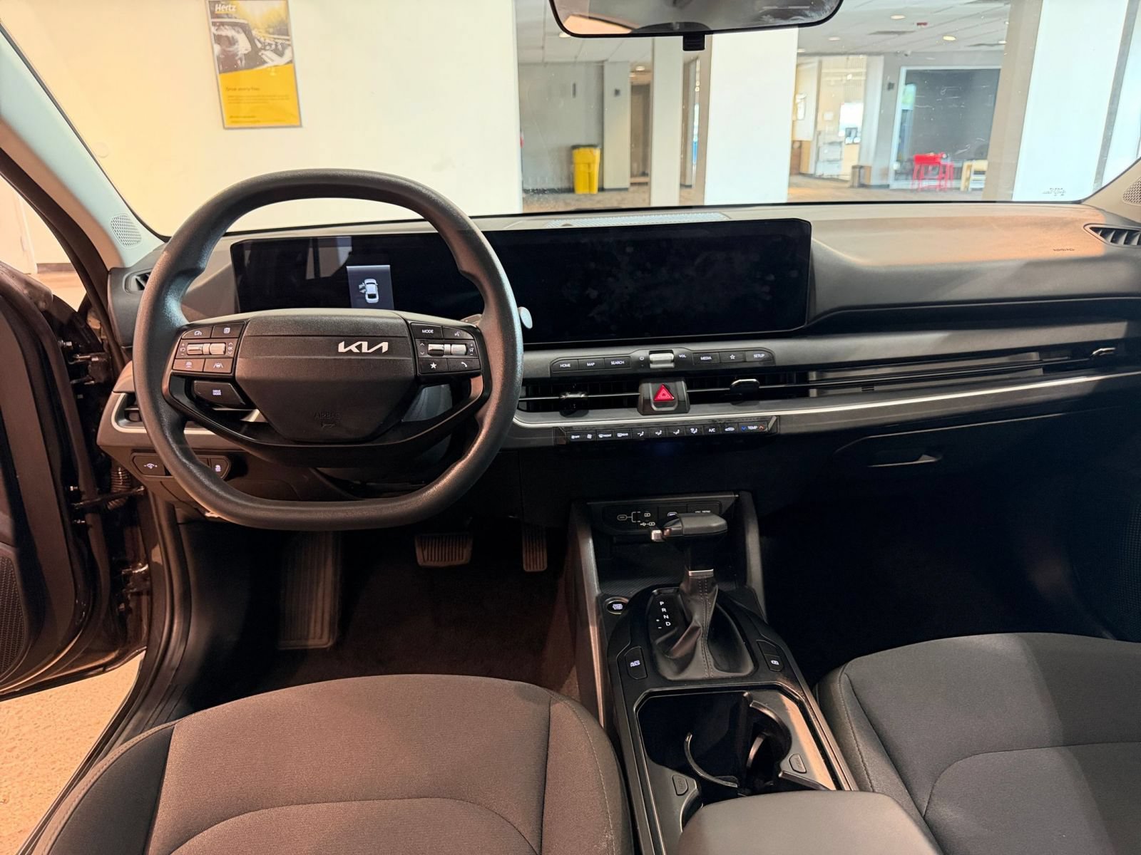 Used 2026 Kia K4 FWD image 33